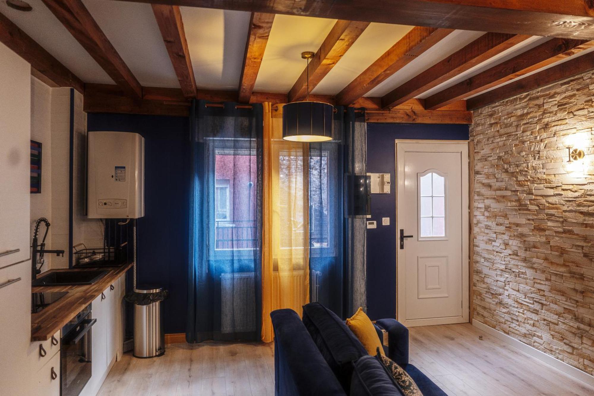 Appart Hotel Le 8 La Suite - Parking Gratuit - Mâcon エクステリア 写真