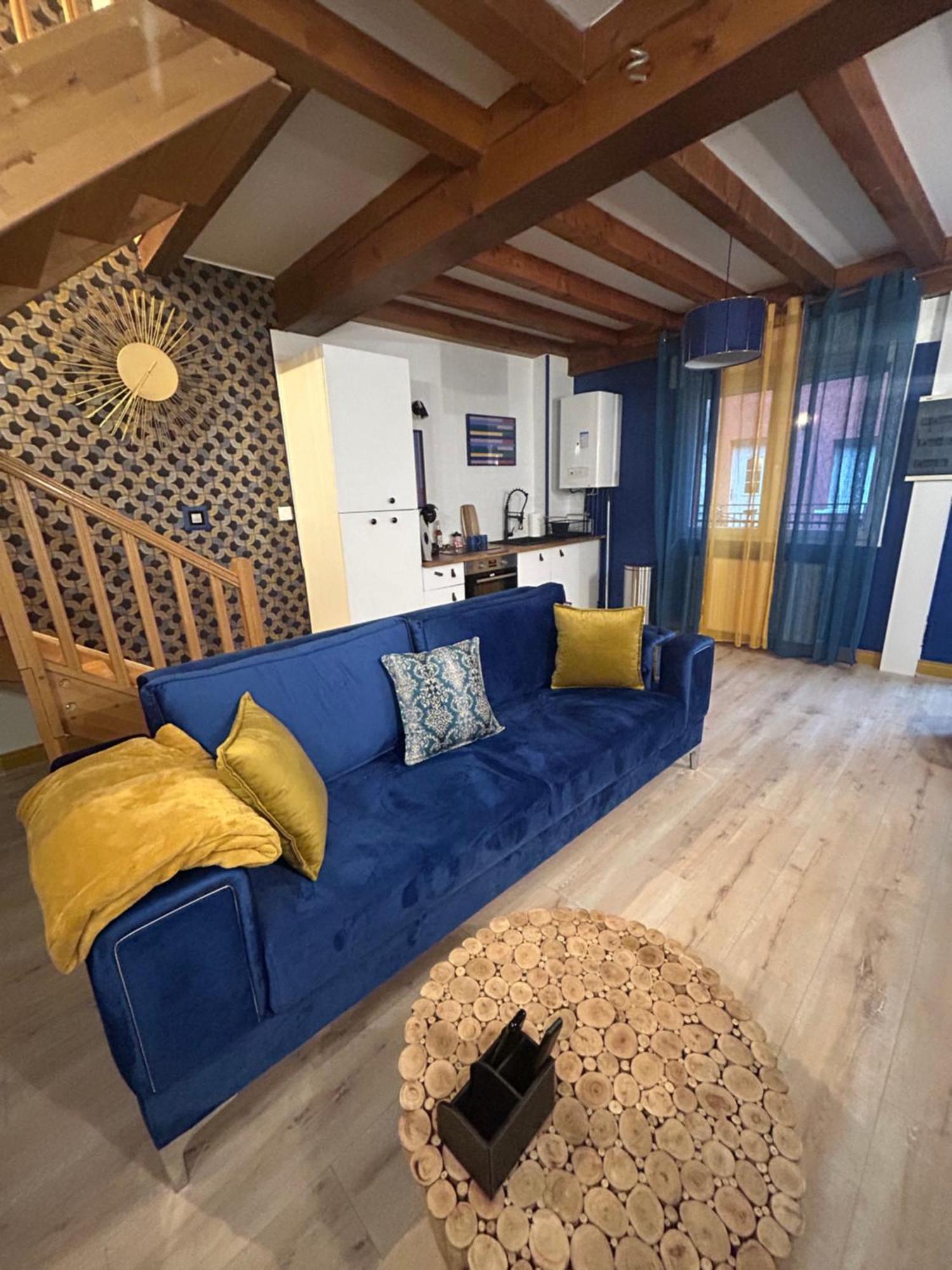 Appart Hotel Le 8 La Suite - Parking Gratuit - Mâcon エクステリア 写真